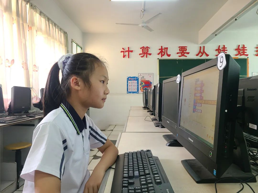 未成年人 | 佛山新时代好少年张添舒：科创才艺齐发展，勤奋好学勇追梦