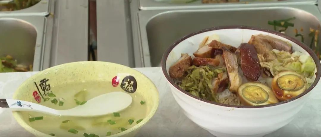 暖心 | 在乐从，有困难来这家店吃猪脚饭，免费！