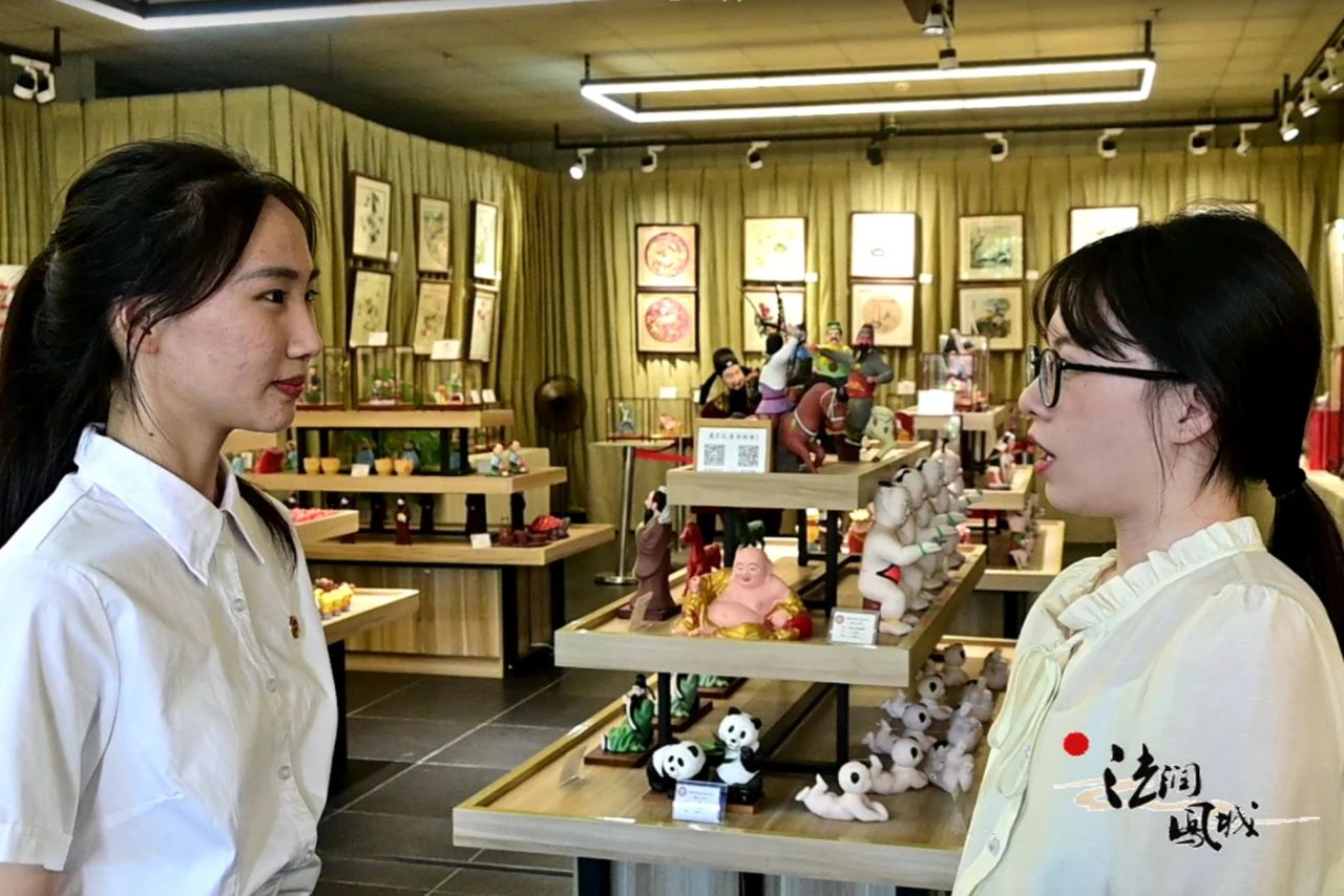 佛科院法知学院法润凤城实践队三下乡进行时：体悟非遗之美，绽放非遗光芒