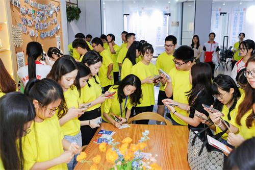 禅城区举行&ldquo;禅聚英才&middot;青年看禅城&rdquo;研学活动，打造引才聚才&ldquo;强磁场&rdquo;