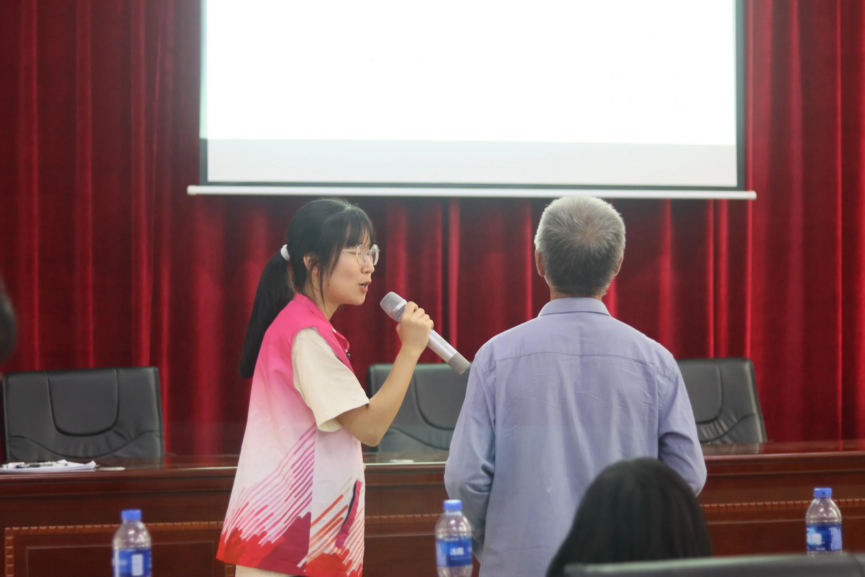 以普通话领航，共话未来