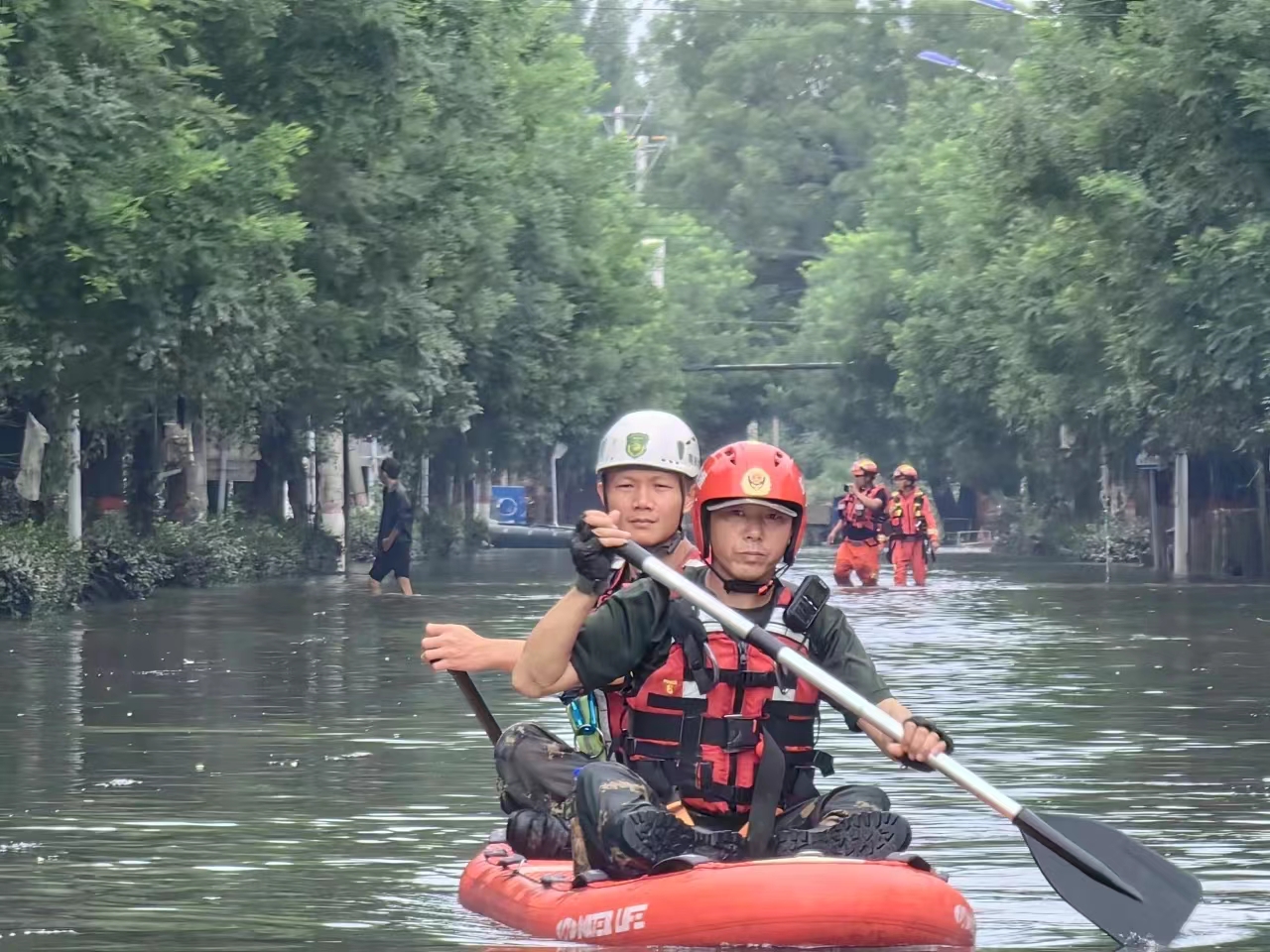 佛山志愿力量在河北涿州做了什么&rarr;