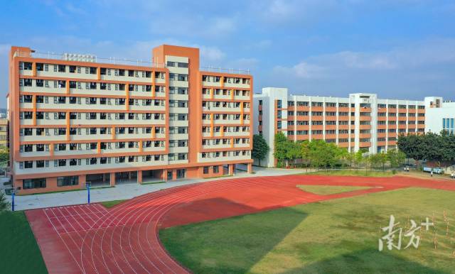 焕新迎开学，勒流成顺德首批实现初中学生全寄宿镇街之一