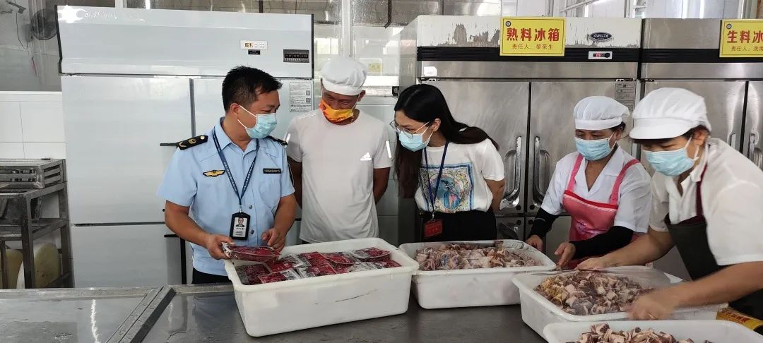 高明对97家学校食堂和5家集体用餐配送单位开展食品安全检查