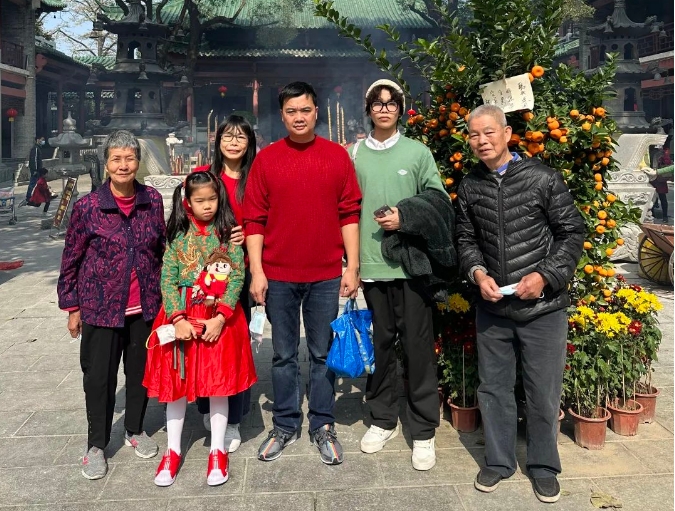 学好人 | &rdquo;罗振华家庭：恪尽孝道侍长辈，互慰互勉度难关