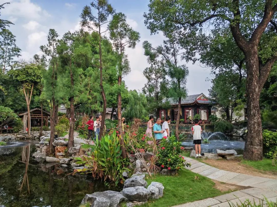 国庆八方来客游佛山，感受城市文明旅游浓厚氛围