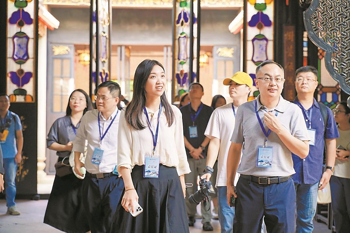 &ldquo;融媒体主编佛山行&rdquo;开启首日行程，品美食感受&ldquo;世界食都&rdquo;魅力