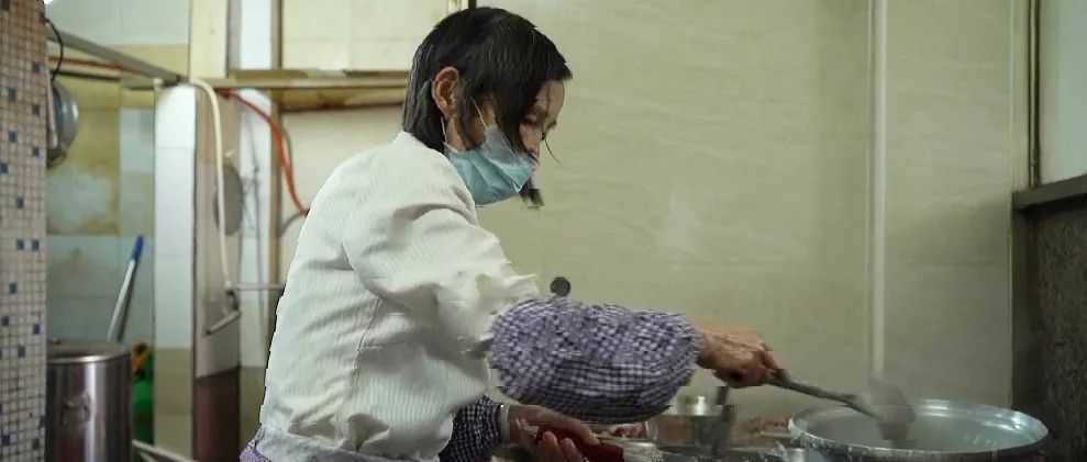 她的&ldquo;诚信早餐店&rdquo;开了38年，温暖了佛山人的胃和心
