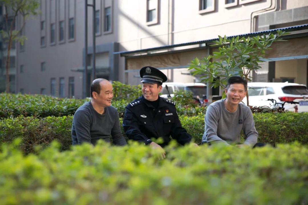做辖区群众的&ldquo;贴心警长&rdquo;！他勇挑重担解烦忧丨佛山政法先锋⑧