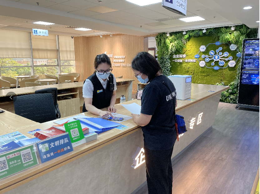 顺德区、镇行政服务中心：强化政务服务&ldquo;大建设&rdquo;，当好为民服务&ldquo;总管家&rdquo;