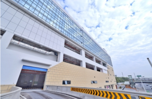 南海区人民医院公交枢纽启用 是全市首个&ldquo;综合利用开发&rdquo;公交枢纽，探索城市土地高效集约利用新模式