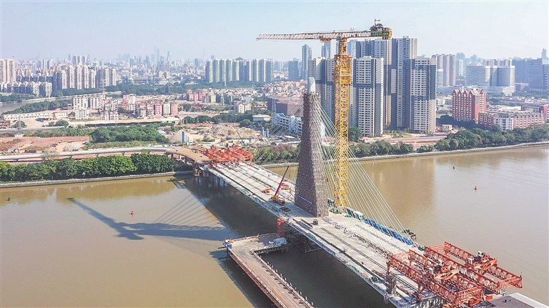 广佛大桥一期工程预计明年通车 项目进度已达85%