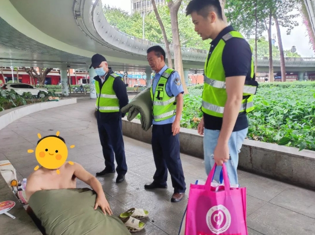 冷空气持续&ldquo;补货&rdquo;，他们温暖救助不断！