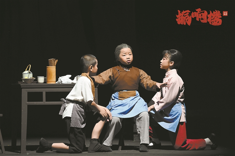 少儿功夫粤剧《振响楼》在广雅中学上演