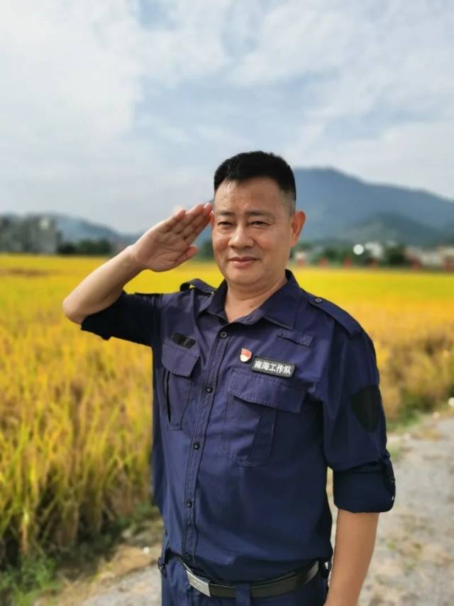 南海退役军人崔现忠：帮扶两年，助力山区小镇换新颜