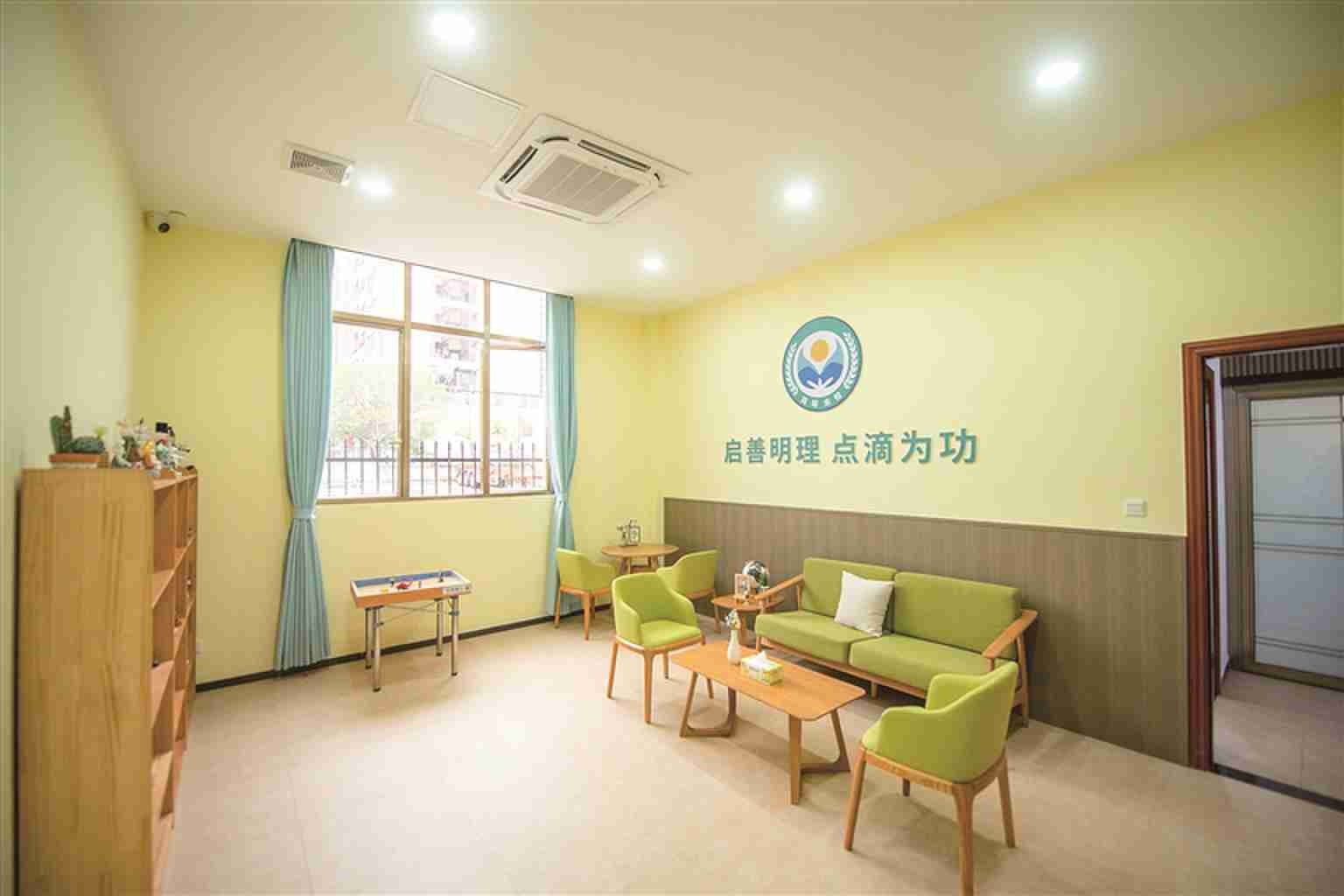 高明启点&middot;白鹭湾未成年人成长基地启用 未成年人保护再添新阵地