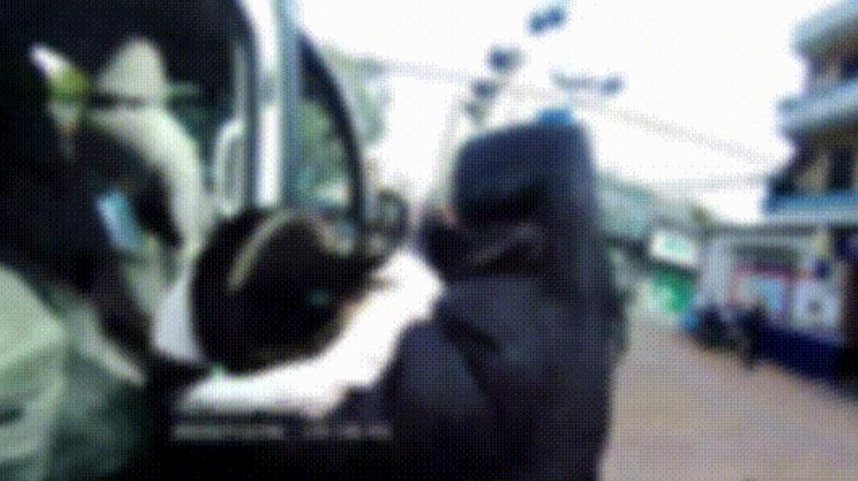 孩子发烧抽搐！陌生男子一把接过，他们也来了&hellip;&hellip;