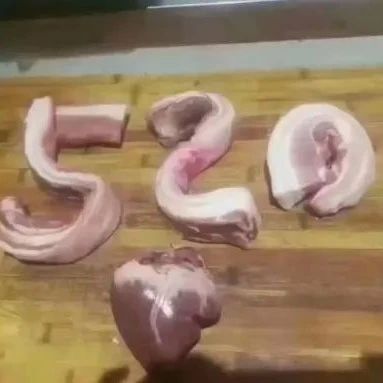 &ldquo;三腺肉&rdquo;做云吞馅，一工厂遭曝光！7招教你买生猪肉