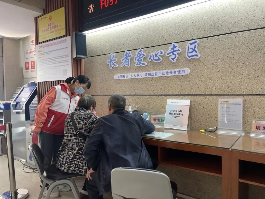 禅城祖庙街道行政服务中心：为市民打造&ldquo;星级服务体验厅&rdquo;