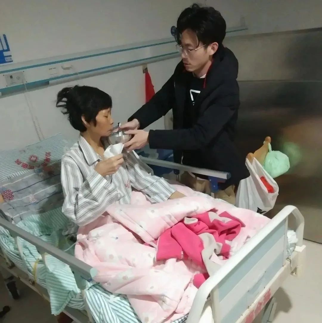 第八届广东省道德模范事迹展播 | 林奕彤