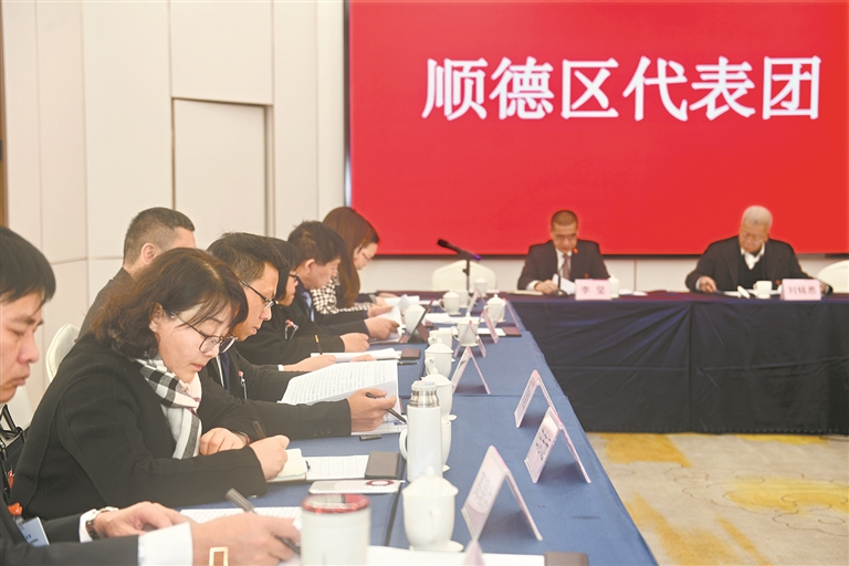 布局数字经济 育&ldquo;亿元村居&rdquo;