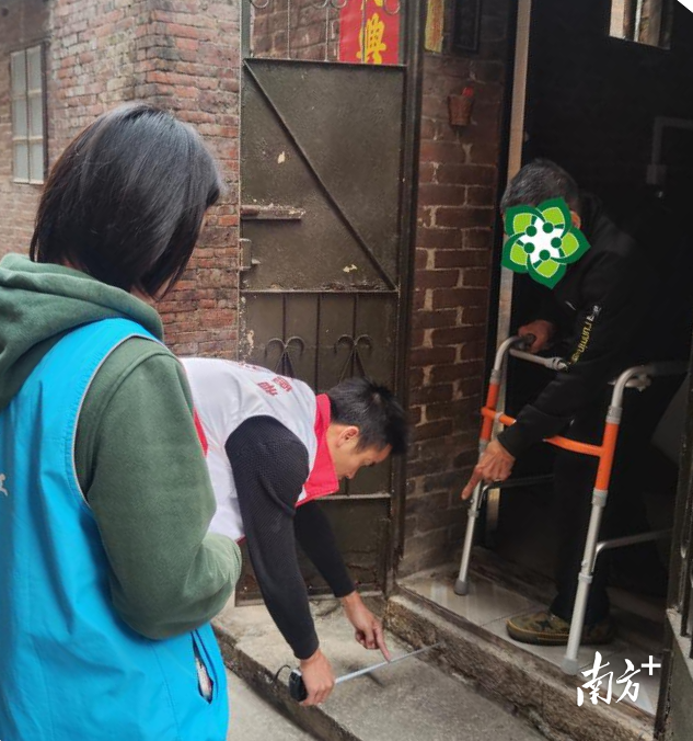 南庄双百社工助力适老化改造，长者独居生活更安心