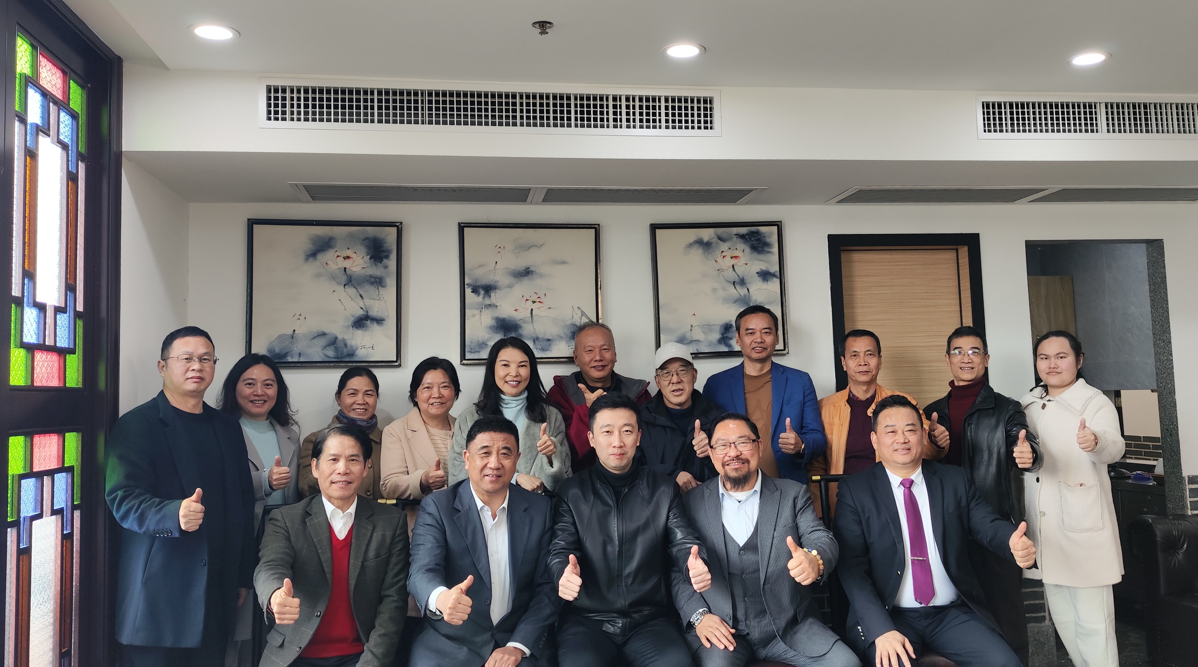 市委统战部召开侨领新春交流座谈会
