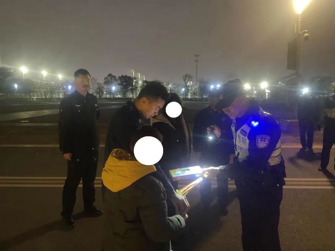 【区镇动态】曝光！佛山各区严厉打击非法销售烟花爆竹行为