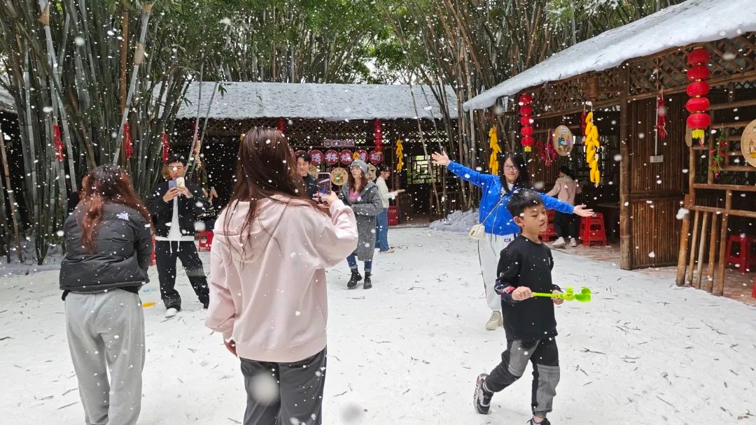 送100张门票！不用去东北，佛山也能看雪！