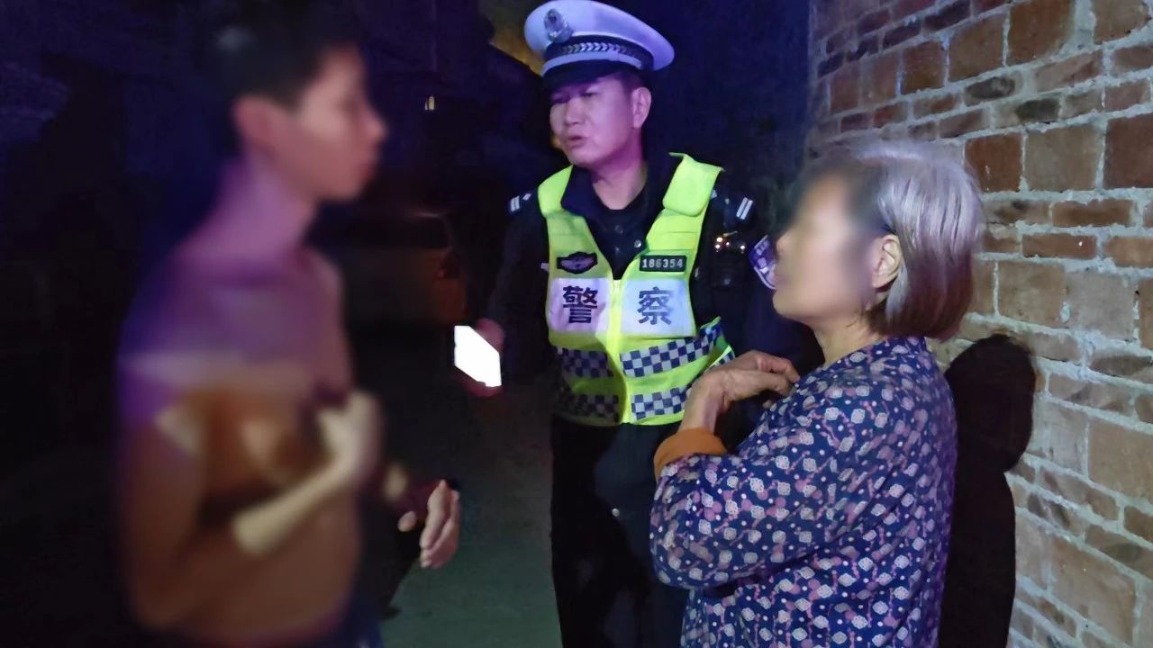 男子睡梦中被警察敲门惊醒，睁眼一看睡意全无&hellip;&hellip;
