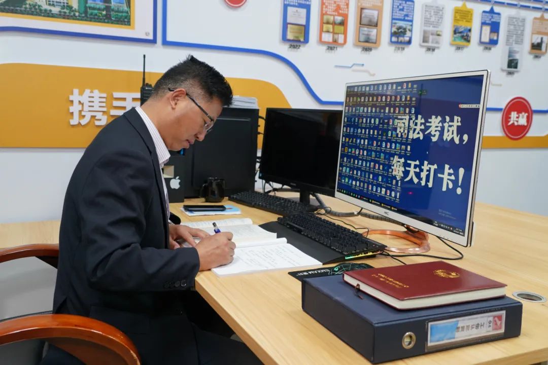 从普通农民到企业管理层！他的&ldquo;逆袭&rdquo;秘诀是&hellip;&hellip;