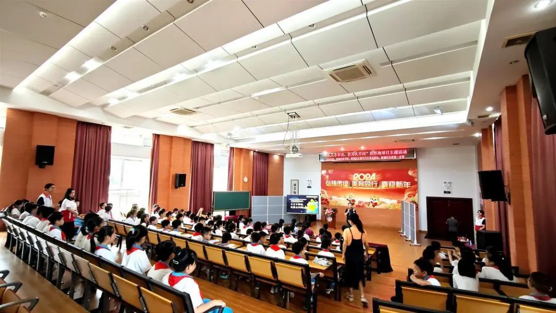 &ldquo;人人小举动，世界大不同！&rdquo;科普课堂走进校园，点亮学生创新梦