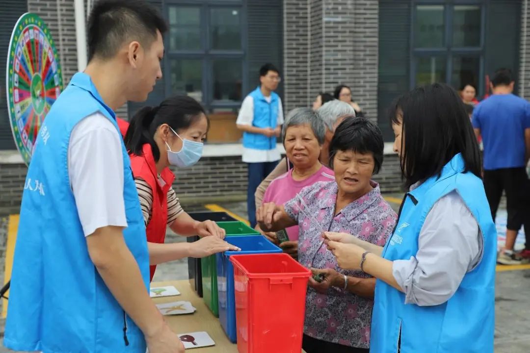 &ldquo;拎&rdquo;得清，&ldquo;分&rdquo;得好，佛山村民&ldquo;老友记&rdquo;玩转垃圾分类