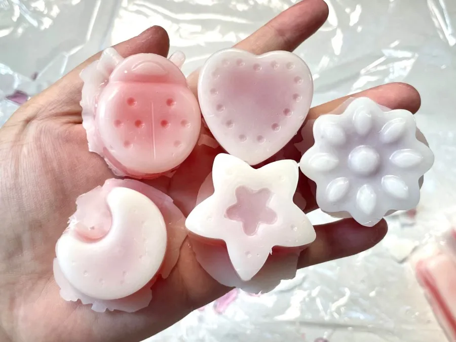 缺少配料表，卫生难保障！小心网红零食的&ldquo;甜蜜诱惑&rdquo;