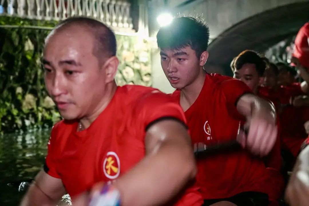 高二男生每周往返佛山澳门，就为了回村练&ldquo;极速漂移&rdquo;？！