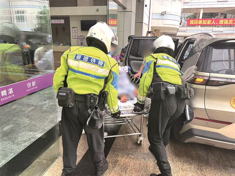 &ldquo;警&rdquo;急援助&ldquo;救&rdquo;在身边