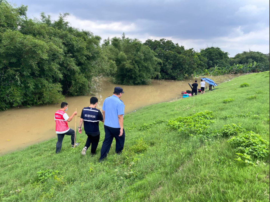洪峰昨夜过境！佛山公安守护不停歇