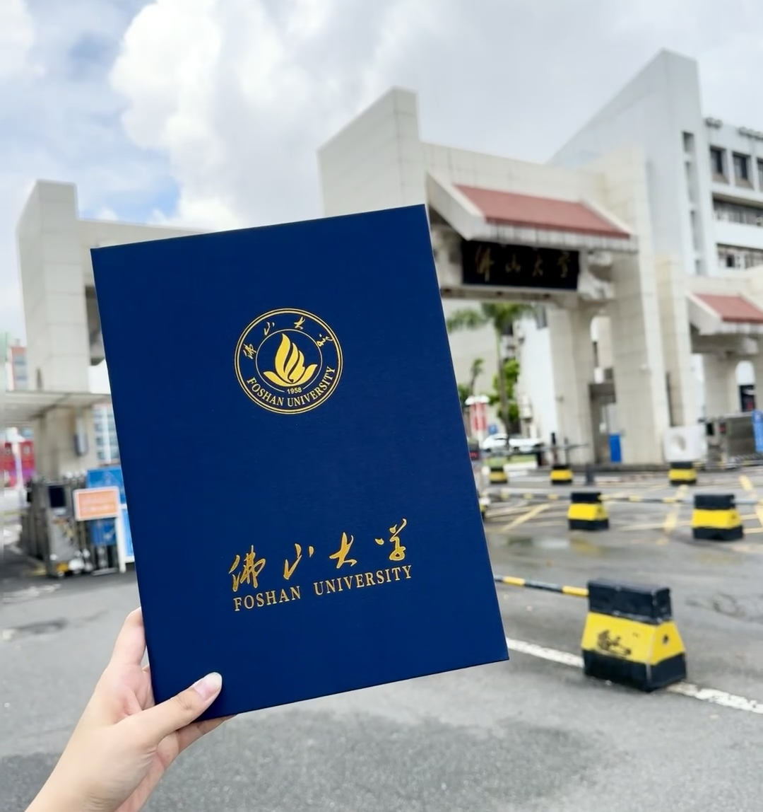 羡慕！首批学生晒图，佛大校友：能以旧换新吗？