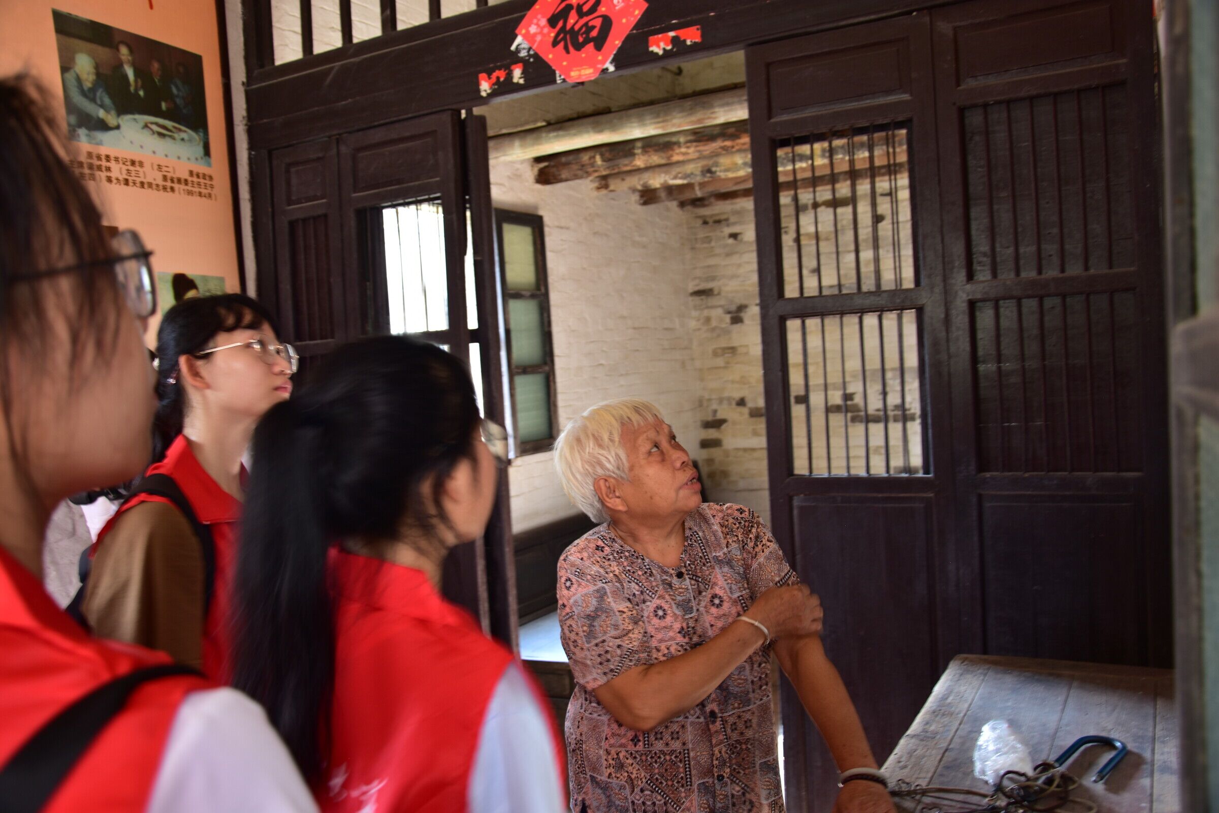 佛大百千万工程突击队深入明阳村，探访谭天度故居传承红色文化