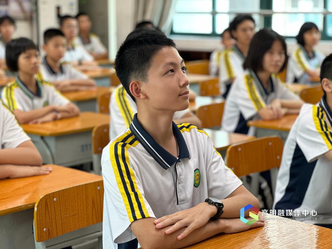 点赞！高明一名中学生获佛山新时代好少年称号
