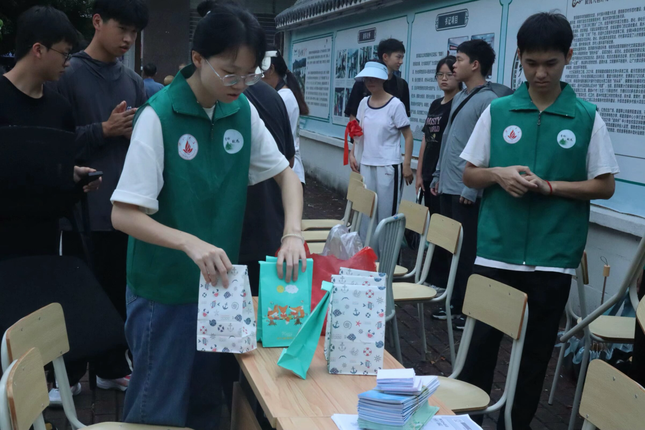 青衿致远&ldquo;百千万工程&rdquo;突击队：普法宣传进乡村，法治意识润心田