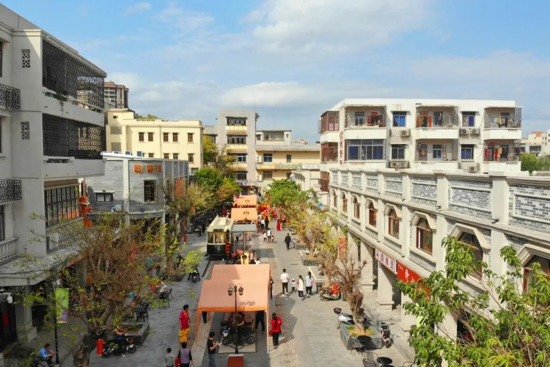 搬迁&ldquo;碰钉子&rdquo;，看百年老街如何&ldquo;华丽变身&rdquo;丨&ldquo;1+6+N&rdquo;专题报道㉕