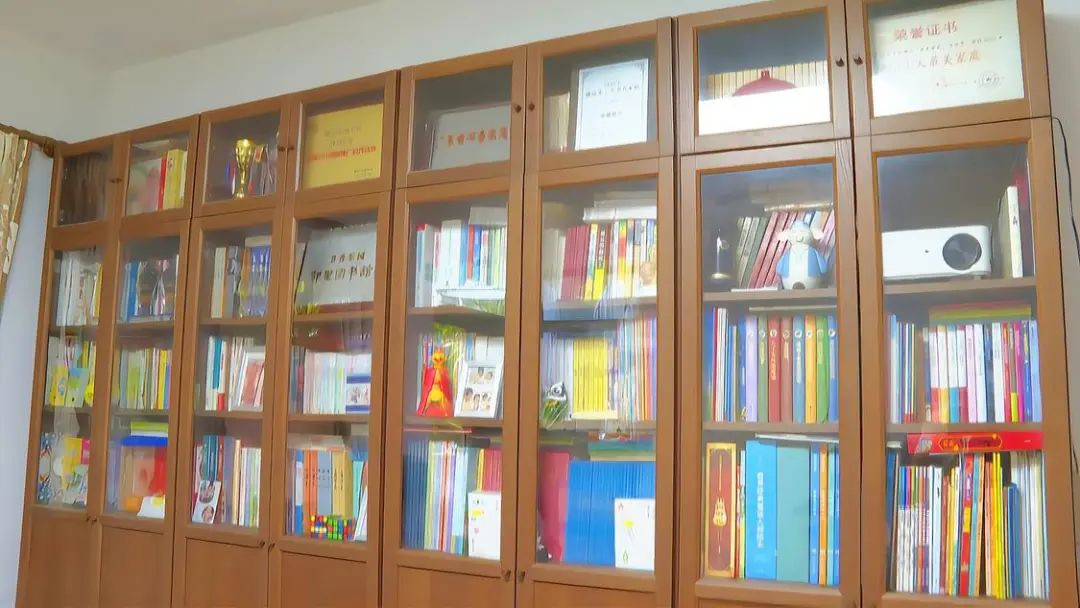 涵育文明家庭新风尚：&ldquo;书香家庭&rdquo;以书为邻 传递文明