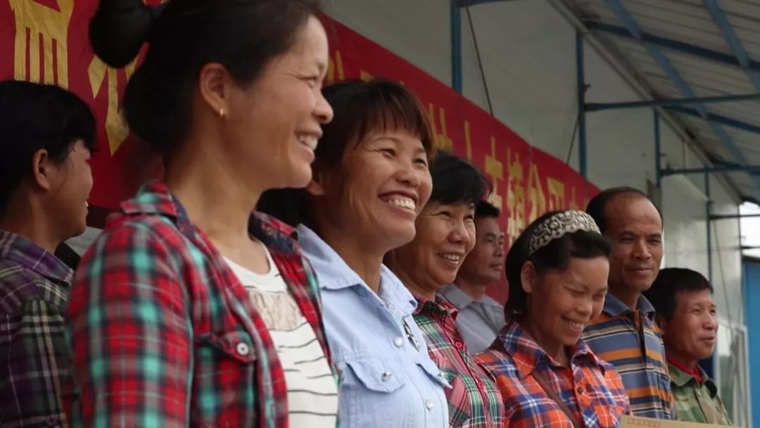 带动五万贫困户脱贫，他有一份可复制粘贴的&ldquo;致富秘笈&rdquo;