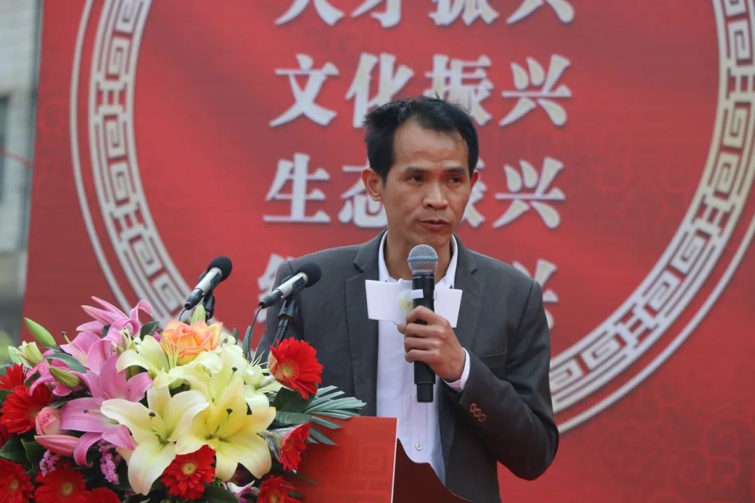 为了TA的美，他不悔&ldquo;异地&rdquo;多年