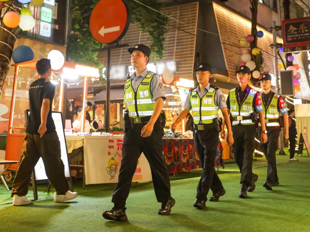 &ldquo;安全感满满！&rdquo;佛山公安为中秋假期画上&ldquo;平安圆&rdquo;