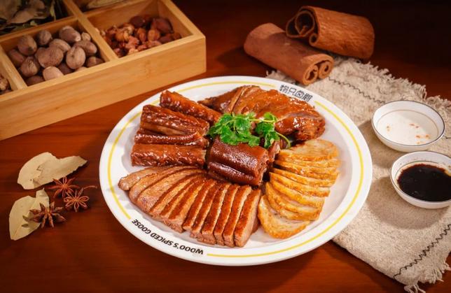 物只卤鹅总部，落子佛山三龙湾！