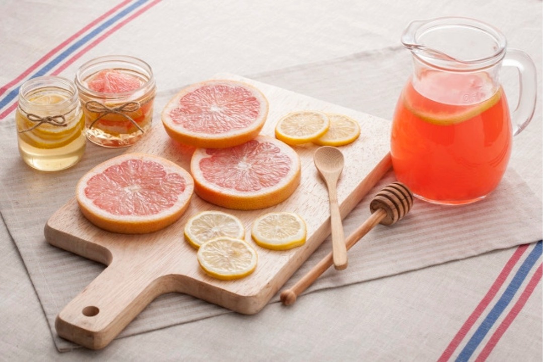 注意！服药期间，最好别吃此类水果