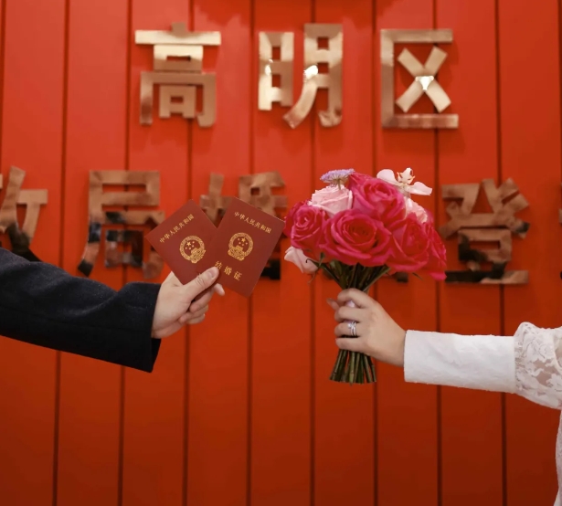 满屏爱意迎新年，佛山甜蜜值拉满