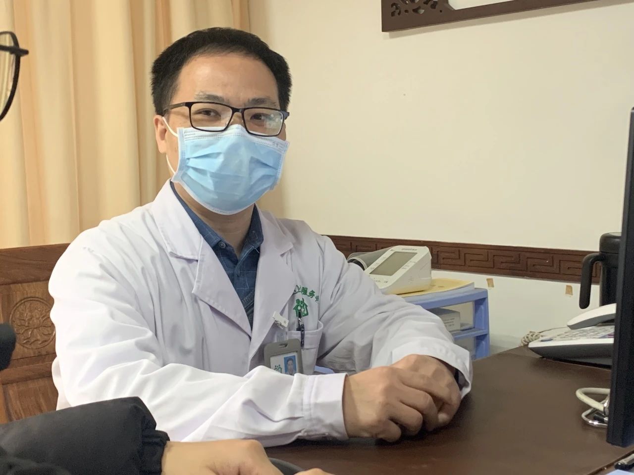 三水医生扎根基层16年，当好社区居民健康的守护者